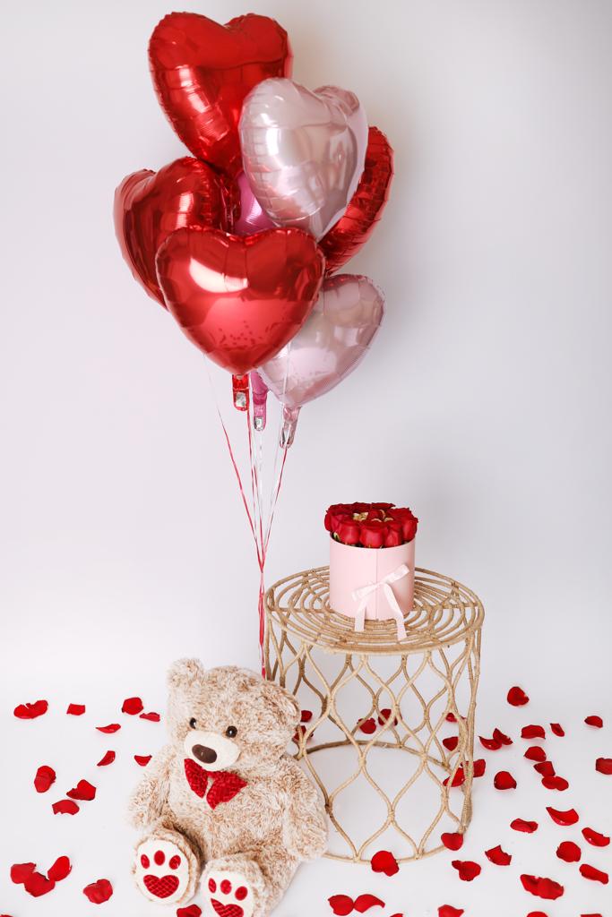 Amor Amor! Rose Hat Box